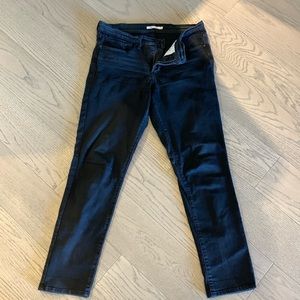 Levi’s straight leg jeans